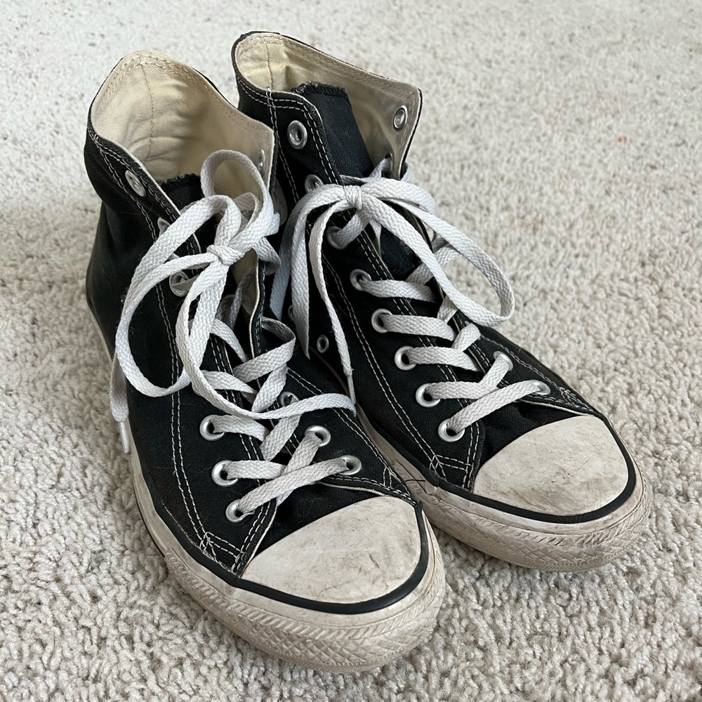 Black converse